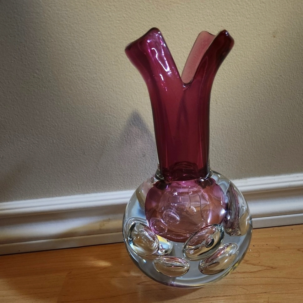 Svoboda Karlov Art Glass Bubble Vase